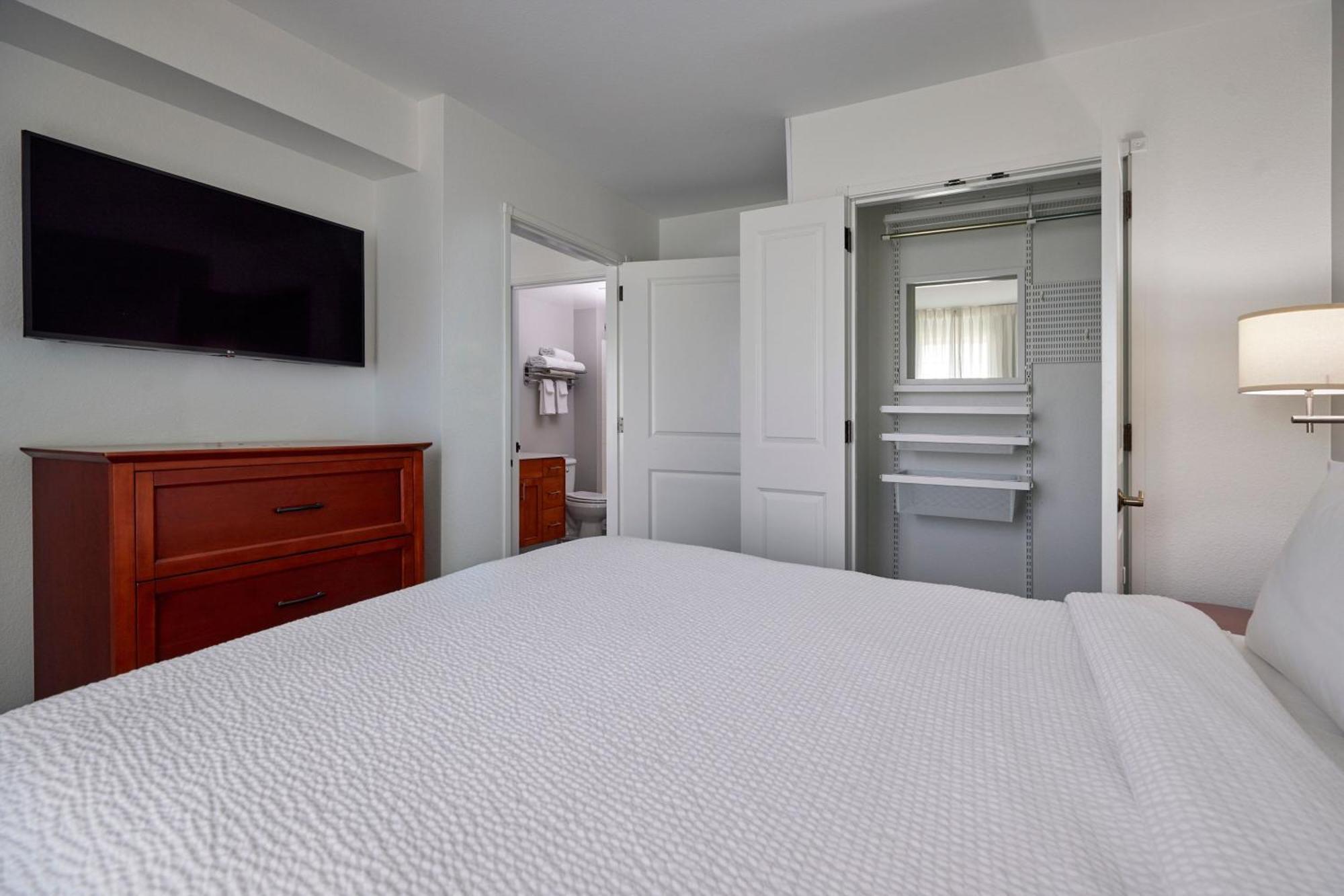 Towneplace Suites Медфорд Экстерьер фото