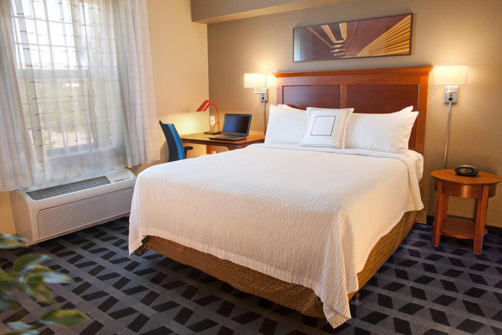 Towneplace Suites Медфорд Экстерьер фото