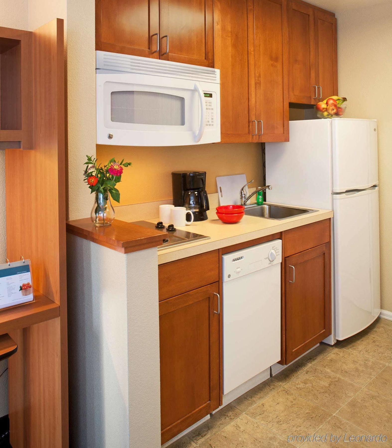 Towneplace Suites Медфорд Экстерьер фото